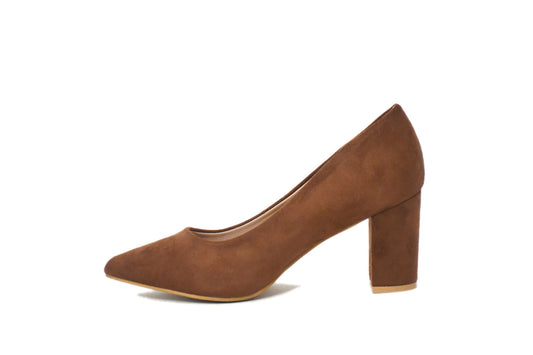 Zapato de tacón camel de ante