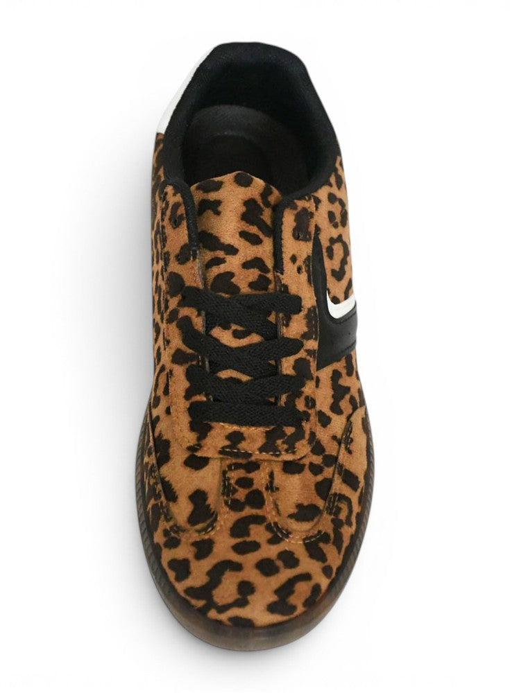 zapatilla de mujer de estilo retro en estampado de leopardo y line de color negro en la la parte exterior de la talla 44